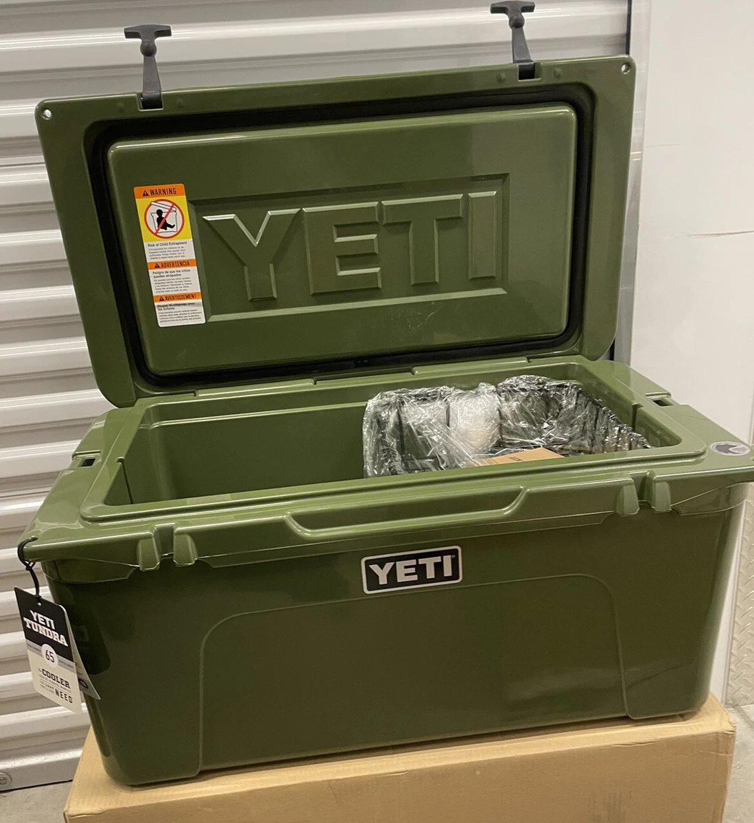 Yeti Tundra 65 Cooler - Camp Green