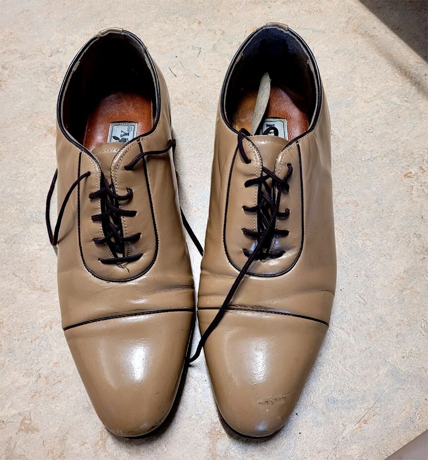 Original Vtg 1980's Playboy Captoes Shoes