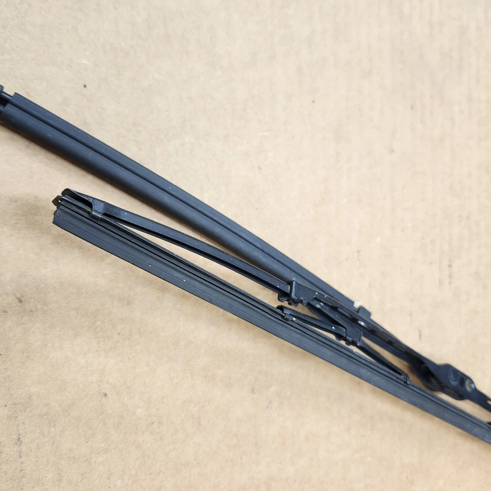 Левый рычаг стеклоочистителя C4 Corvette в сборе лопасть лобового стекла трубчатый шланг 84-94 C4 Corvette - Изображение 4 из 4