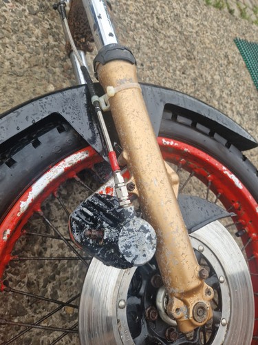 HONDA CB 550 /4 CB550 F 1976 - FORCELLE ANTERIORI COMPLETE GIOGHI PROTEZIONE FRENO RUOTA ECC - Foto 3 di 14