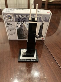 LEGO ARCHITECTURE: John Hancock Center ( 19720) Signed by Adam Reed Tucker-RARE