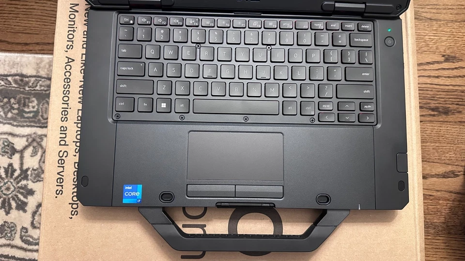 Dell 5430 Resistente Toughbook; i7; 16GB RAM; 500GB NVMe; Win 11 Pro 25H2; 6e@ 2.4Gb Foto 3 de 4