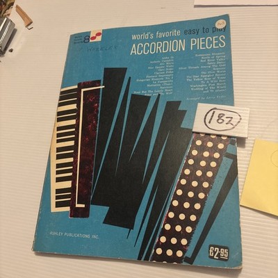 Worlds Favorite: Easy to Play Accordion Pieces (World's Favorite Series)