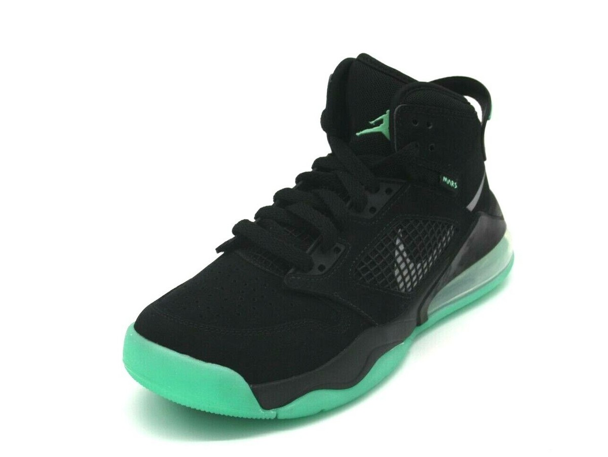 JORDAN MARS 270 (GS) BQ6508-003 BLACK/REFLECT SILVER BIG KID'S