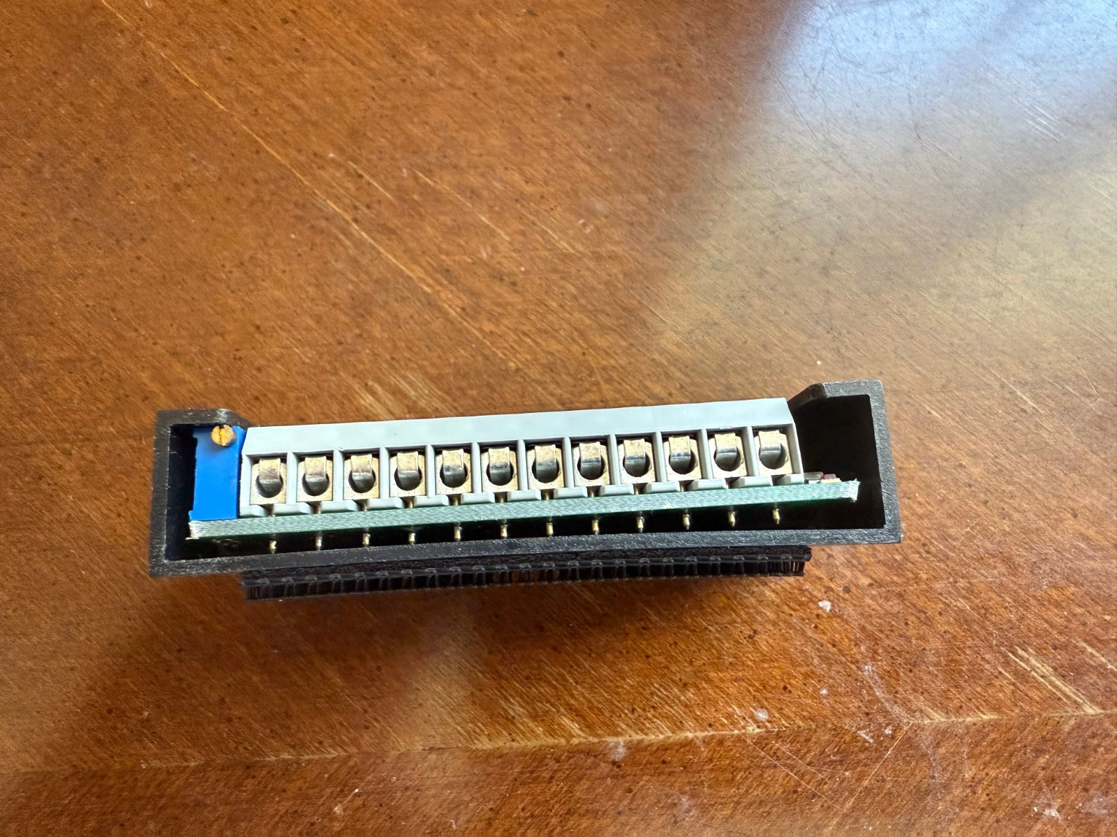 Radio Design Labs RDL ST-DA3 Stick-On Audio Distribution Amplifier