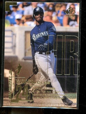 1999 SP AUTHENTIC HOMERUN CHRONICLES #HR3 KEN GRIFFEY JR MINT E018397