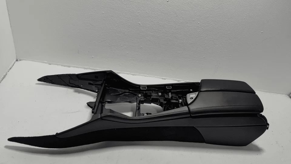 Оригинальная центральная консоль основание с подлокотником для BMW 550i 550i xDrive 2011-2016 годов выпуска - Изображение 4 из 4