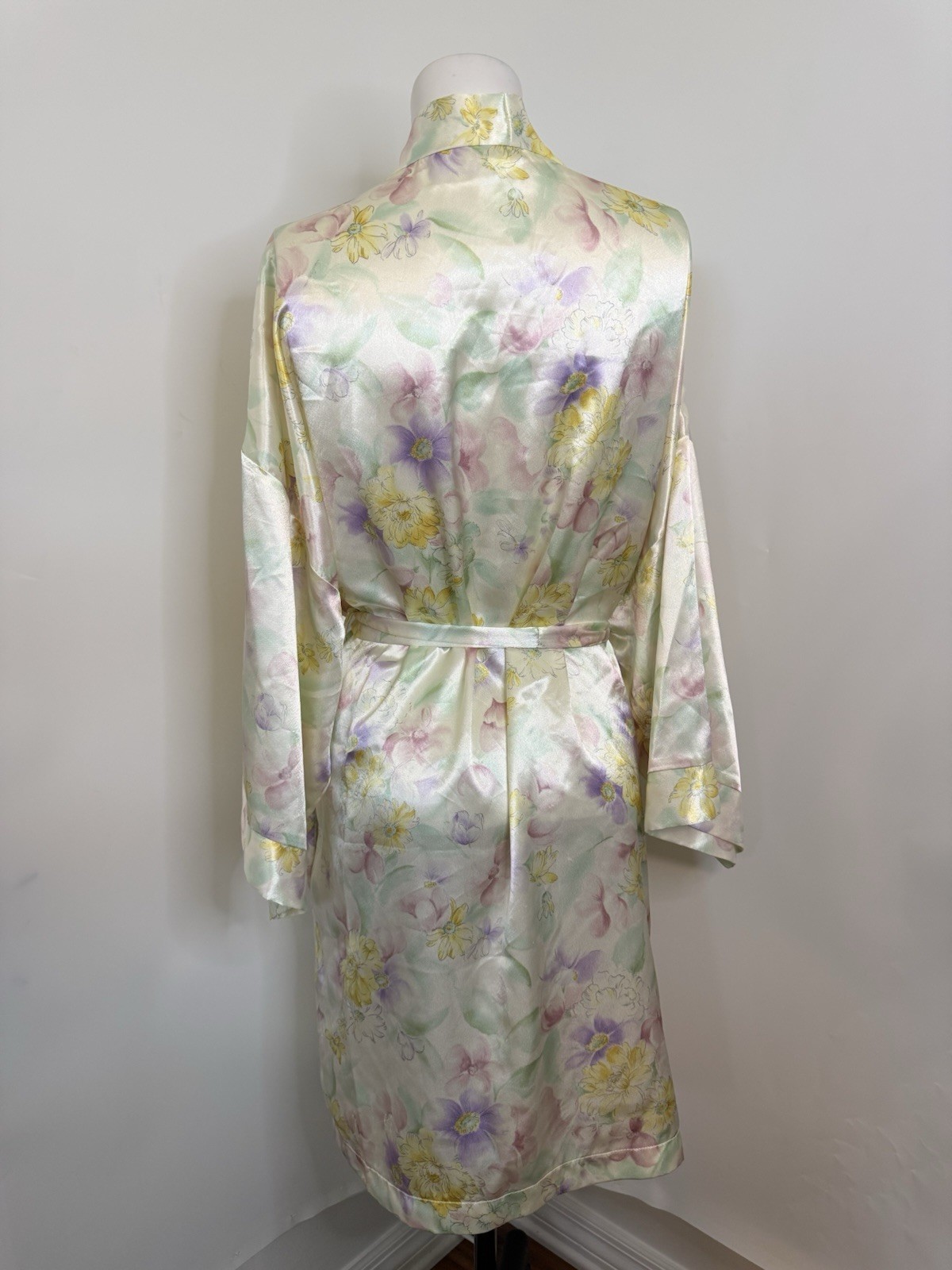 Dentelle M/L Floral Pastels Satin Robe Kimono Sty… - image 3