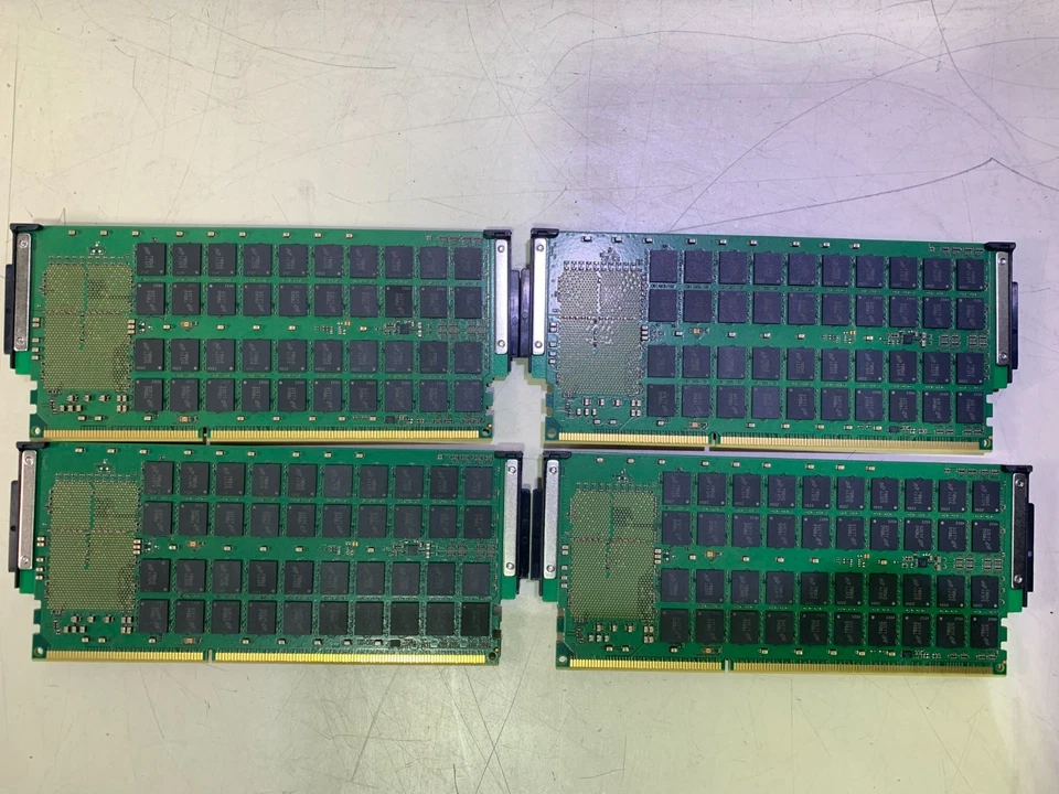 128GB (4x 32GB) IBM SAMSUNG 00LP736 32GB 4GX72 SERVER MODULE M350B4G73DB0-YK0M0 - Image 3 of 4