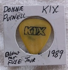 KIX   DONNIE PURNELL 1989 Blow my Fuse tour Extremely Rare