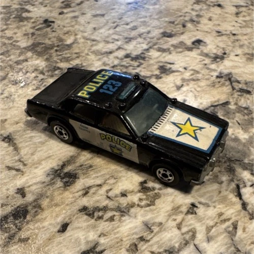Hot Wheels Police Vehicle Black White Diecast Car 1:64 Vintage 1977 Malaysia