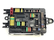 Bmw 116d Se Auto F20 20191.5 POWER DISTRIBUTION BOX FUSE BOX 9389074