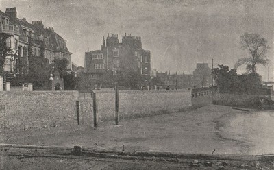 CHELSEA. Lindsey Row, Bellevue House und Cheyne Walk, Blick nach Osten. KLEIN 1900