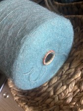 Fil à tricoter,  300 Grammes   , 20% Mérinos   Et 80% Acrylique