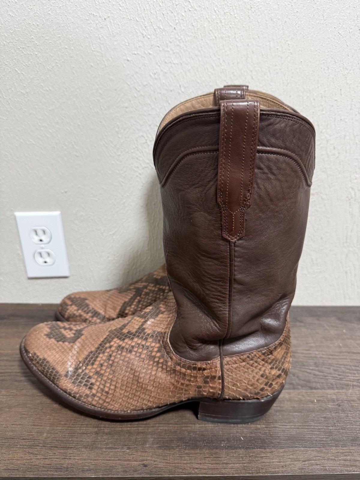 Tecovas The Billy Saddle Python Dark Brown Wester… - image 3