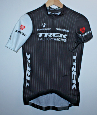 Trek Factory Racing 半袖ジャージ Sサイズ Trek Factory Racing Mens Cycling Jersey Rear Pockets L 104-109cm