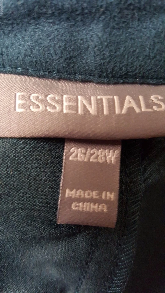 Essentials Womens Jacket Coat Size 26W/28W Green White Floral - Image 2 of 4