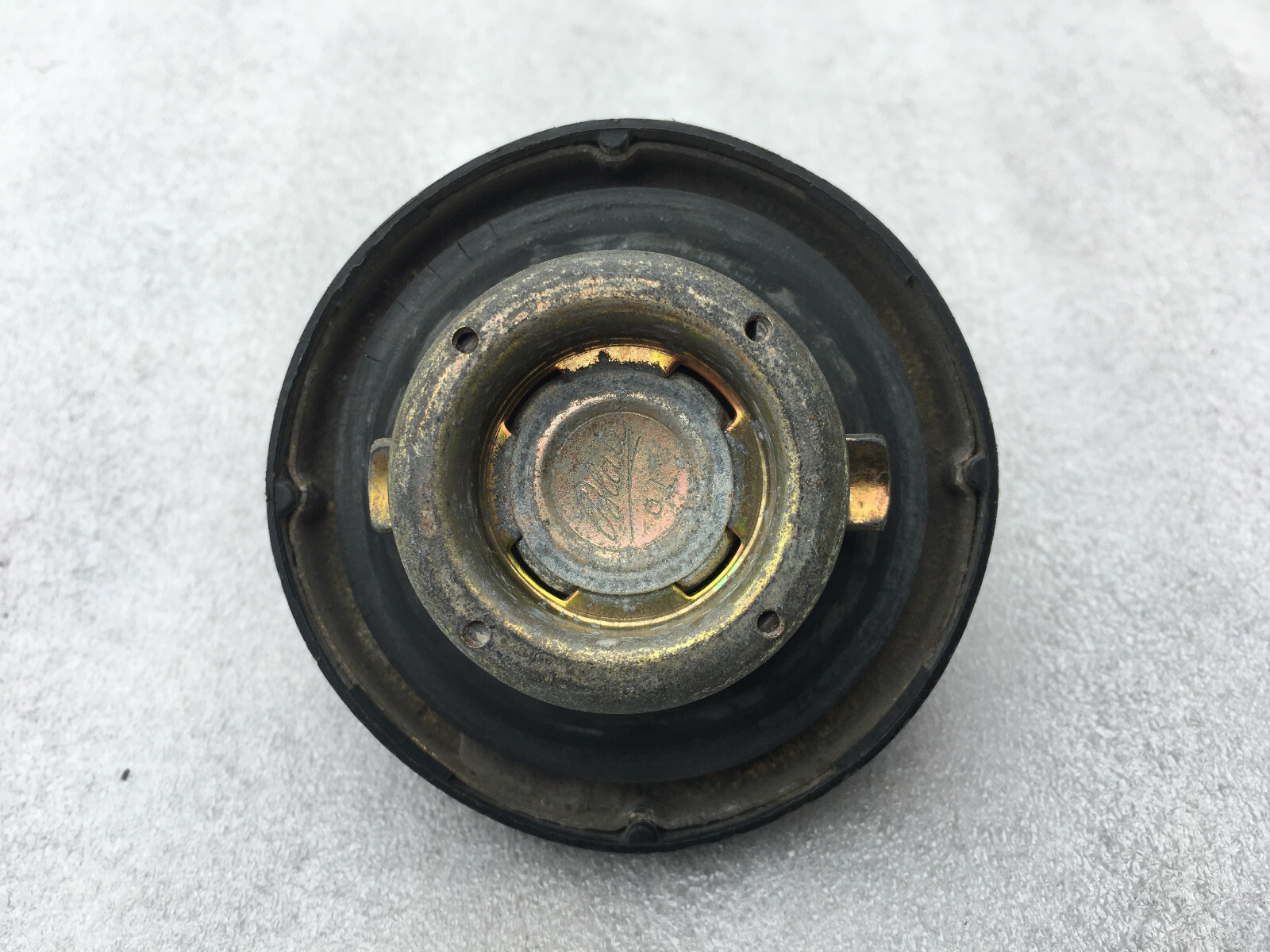 BMW E32 E34 E36 OEM Gas Fuel Filler Tank Cap 2122072 | eBay