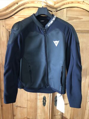 NEU Dainese Intrepedia Mot. Lederjacke Herren Listenpreis: 599,  Schwarz  Gr. 52