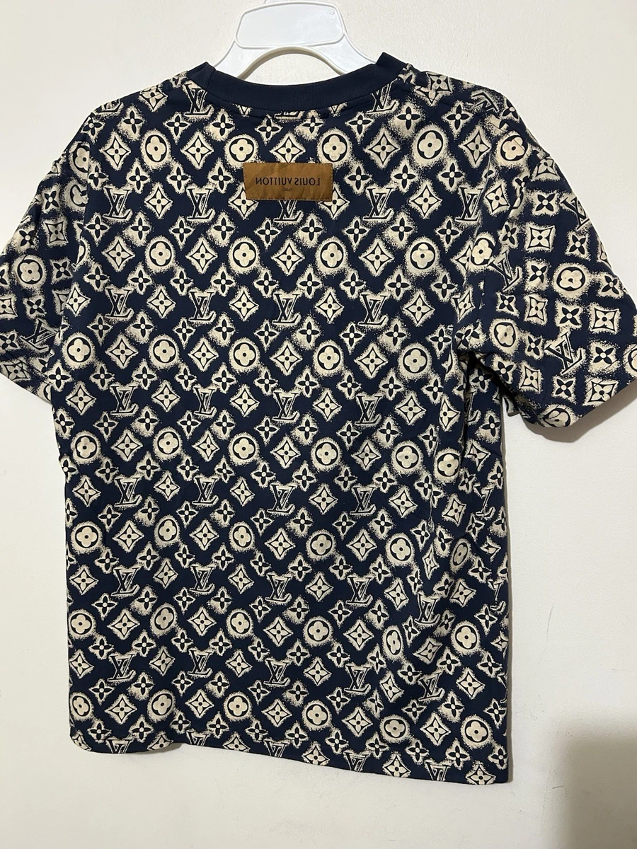 25+ Louis Vuitton Regular Size XS T-Shirts for Men for sale