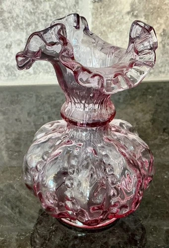 Vintage Fenton Light Purple Melon Glass Vase Beaded Ruffle Edge