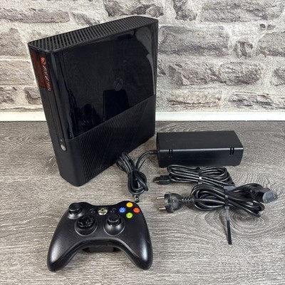 Microsoft Xbox 360 E  Konsole   Modell 1538   500 GB   Schwarz