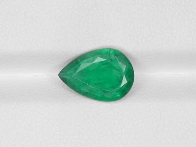 ZAMBIA Emerald 2.12 Cts Natural Intense Green Pear - Image 1 of 4