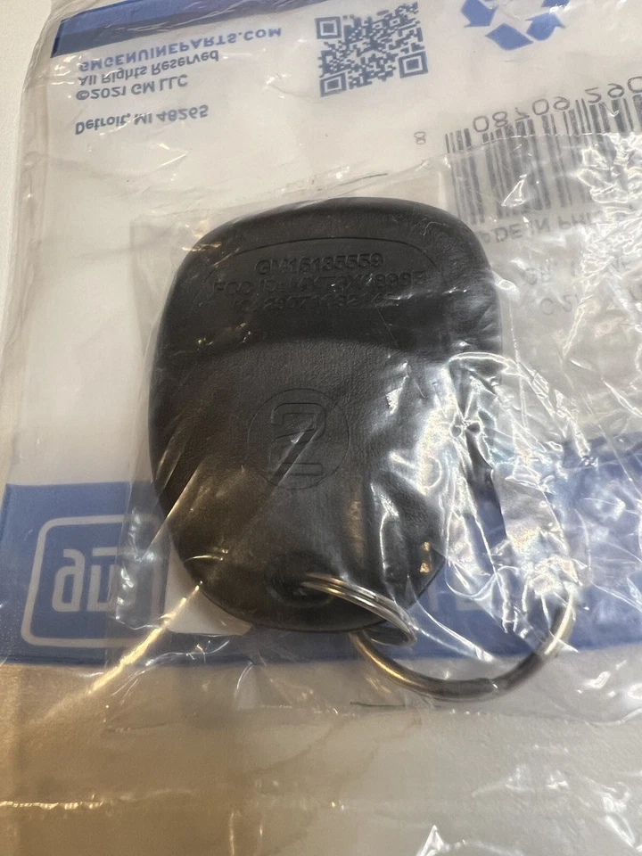 Оригинальный брелок-передатчик для дистанционного открывания дверей без ключа GMC GM 04-05 Envoy XUV 15135557 - Изображение 4 из 4