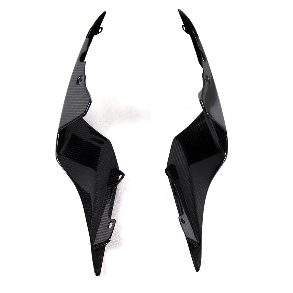 Carenado de cubierta del panel lateral del asiento trasero 100 % fibra de carbono real para 2015-2025 R1 R1M  Foto 3 de 4