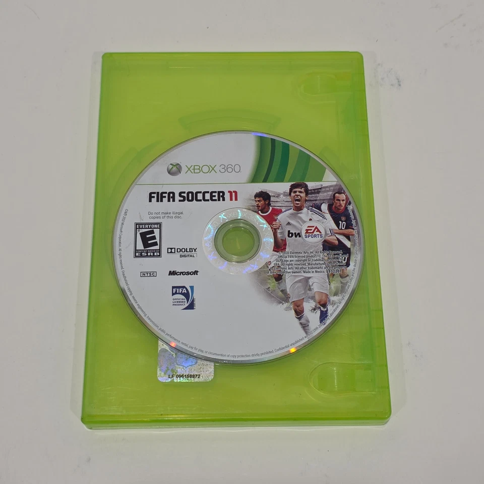FIFA 11, FIFA 12, FIFA 13, FIFA 14, FIFA 15, FIFA 16, FIFA 17 (Xbox 360) Bundle - Image 2 of 4
