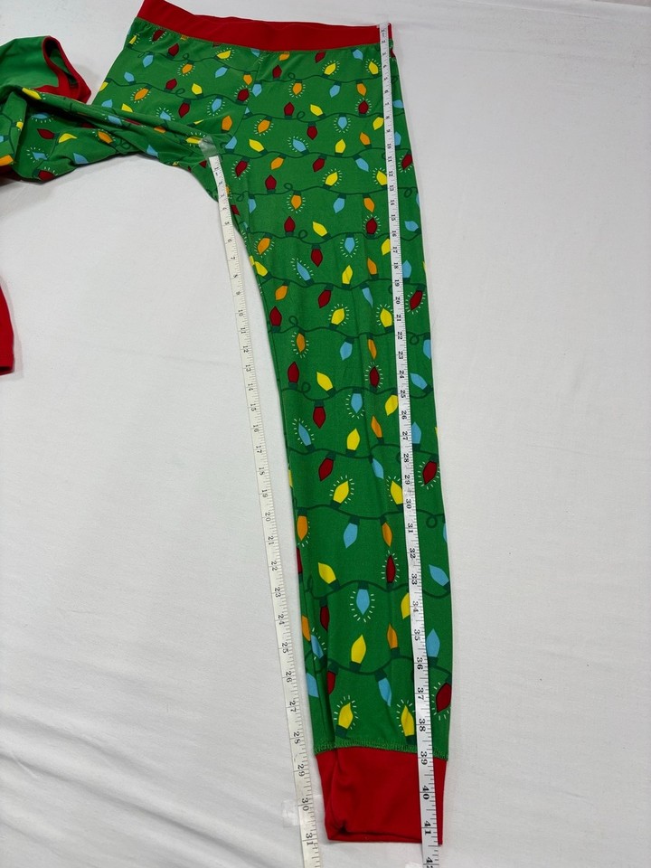 Fammy Jammies Women's Oh Deer Christmas Pajama Set Size Large Red Green ...