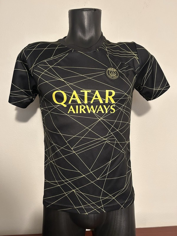 Lionel Messi Black Paris Saint-Germain Soccer Jersey Size 28 (Youth Large ?)L