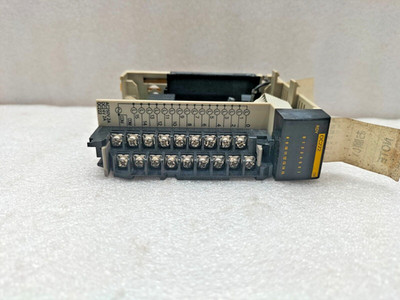OMRON CQM1-OC222 AUSGANGSEINHEIT