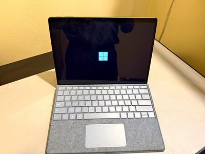 Microsoft Surface Pro 9 13'' i5-1235U 8GB 1TB Black Wi-Fi W11H+Keyboard+Pen