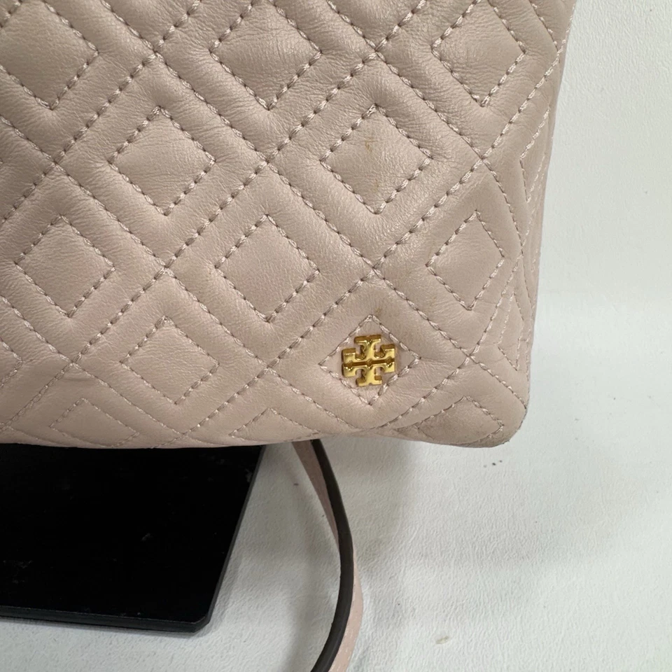 Bolso de Mano Tory Burch Fleming Shell Rosa Acolchado Cuero Triple Compartimento Cadena Foto 4 de 4