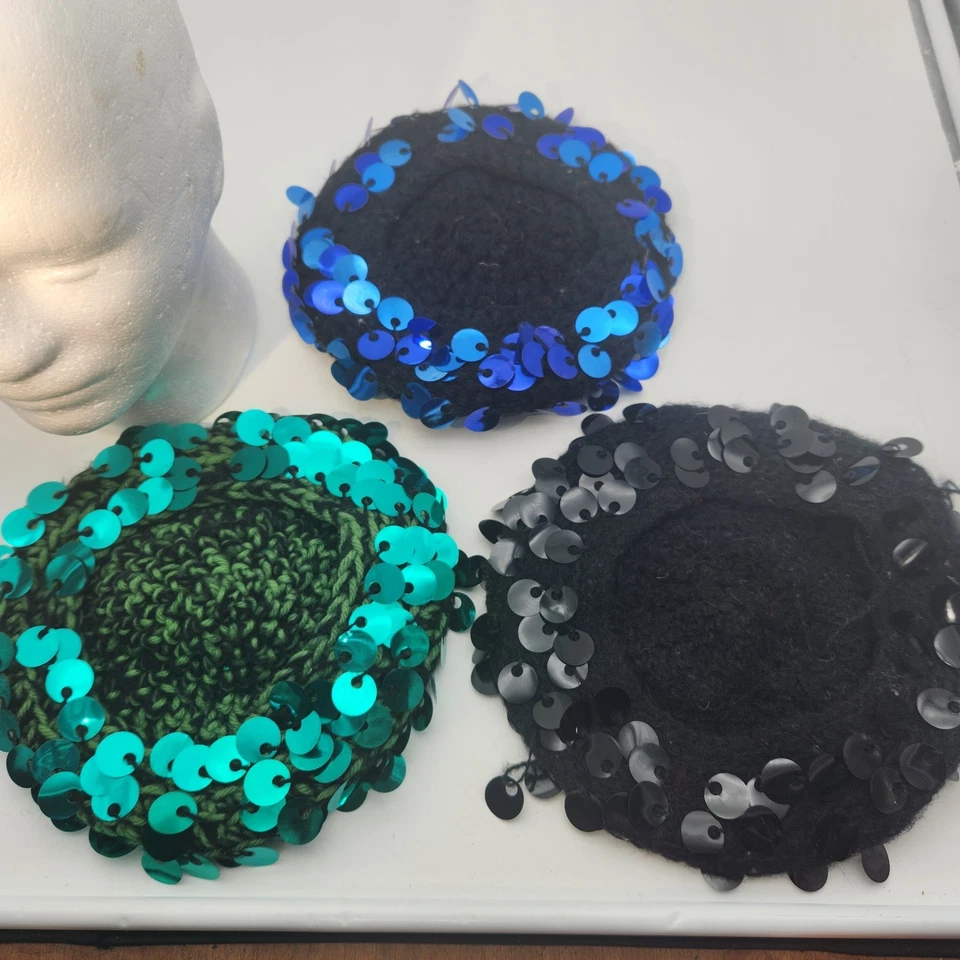 Vintage Knit Beret Hats Sparkly Spangle  Beanie Hat One Size Green Black Blue  - Image 2 of 4