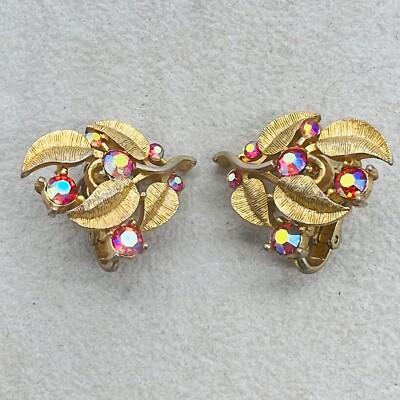VTG Crown Trifari Brushed Gold Tone Leaves Pink AB Rhinestones Clip On Earrings