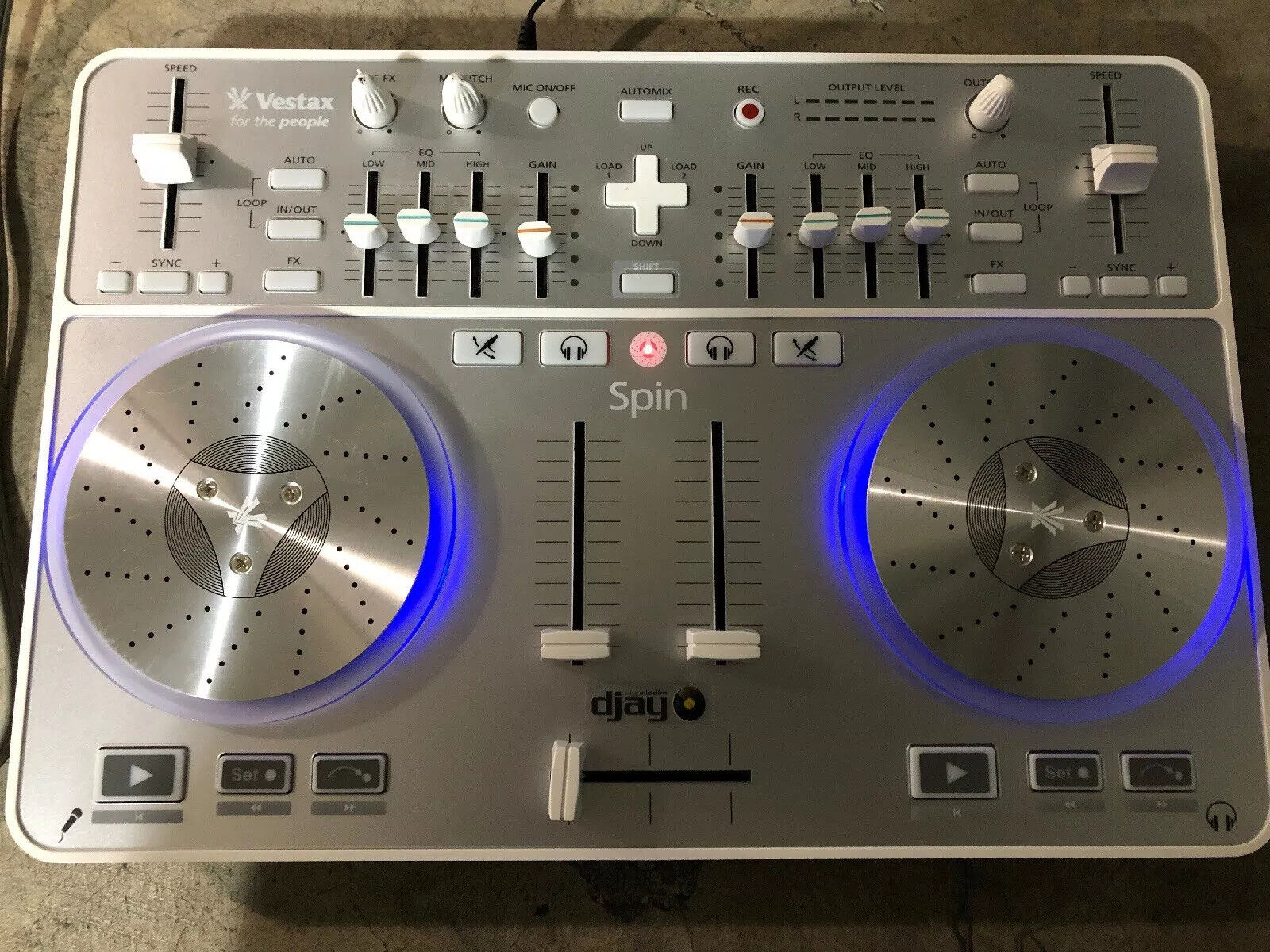 Vestax Spin Digital DJ Controller