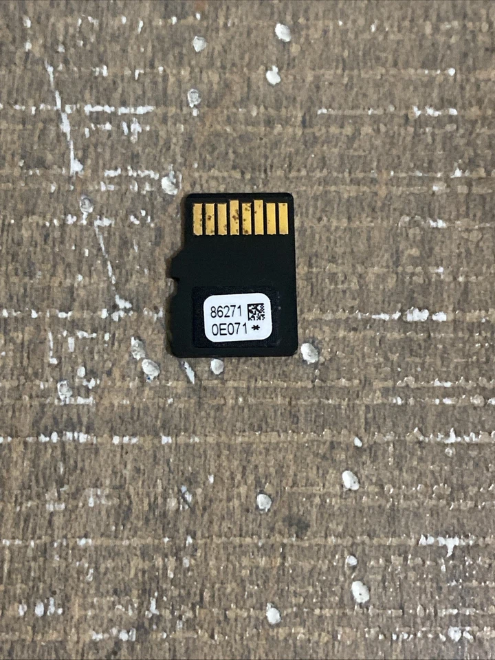 ONE USED OEM TOYOTA NAVIGATION MAP MICRO CD CARD 86271-0E071 - Image 2 of 2
