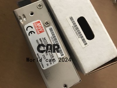 1-Piece new MEAN WELL DC-DC switching power supply SD-15B-05 15W-