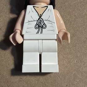 LEGO Marion Ravenwood Minifigure White Dress Top Indiana Jones  7683 7621