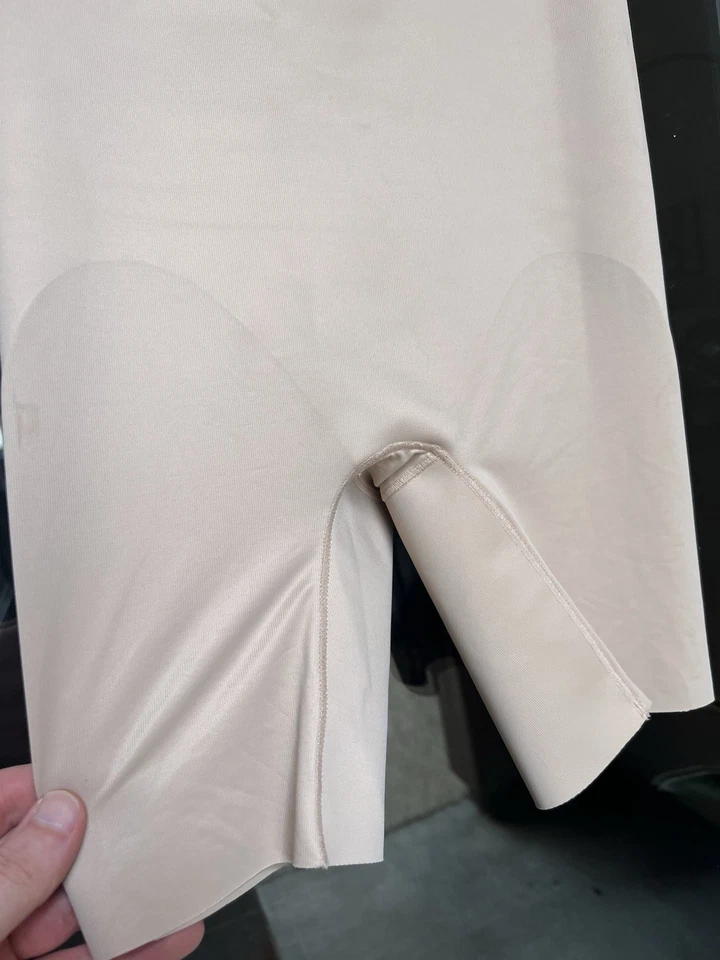 Body Chantelle Nude Foto 4 de 4