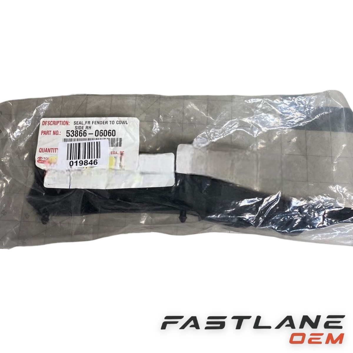 2012-2015 TOYOTA CAMRY FRONT RIGHT SEAL FENDER TO COWL NEW OEM