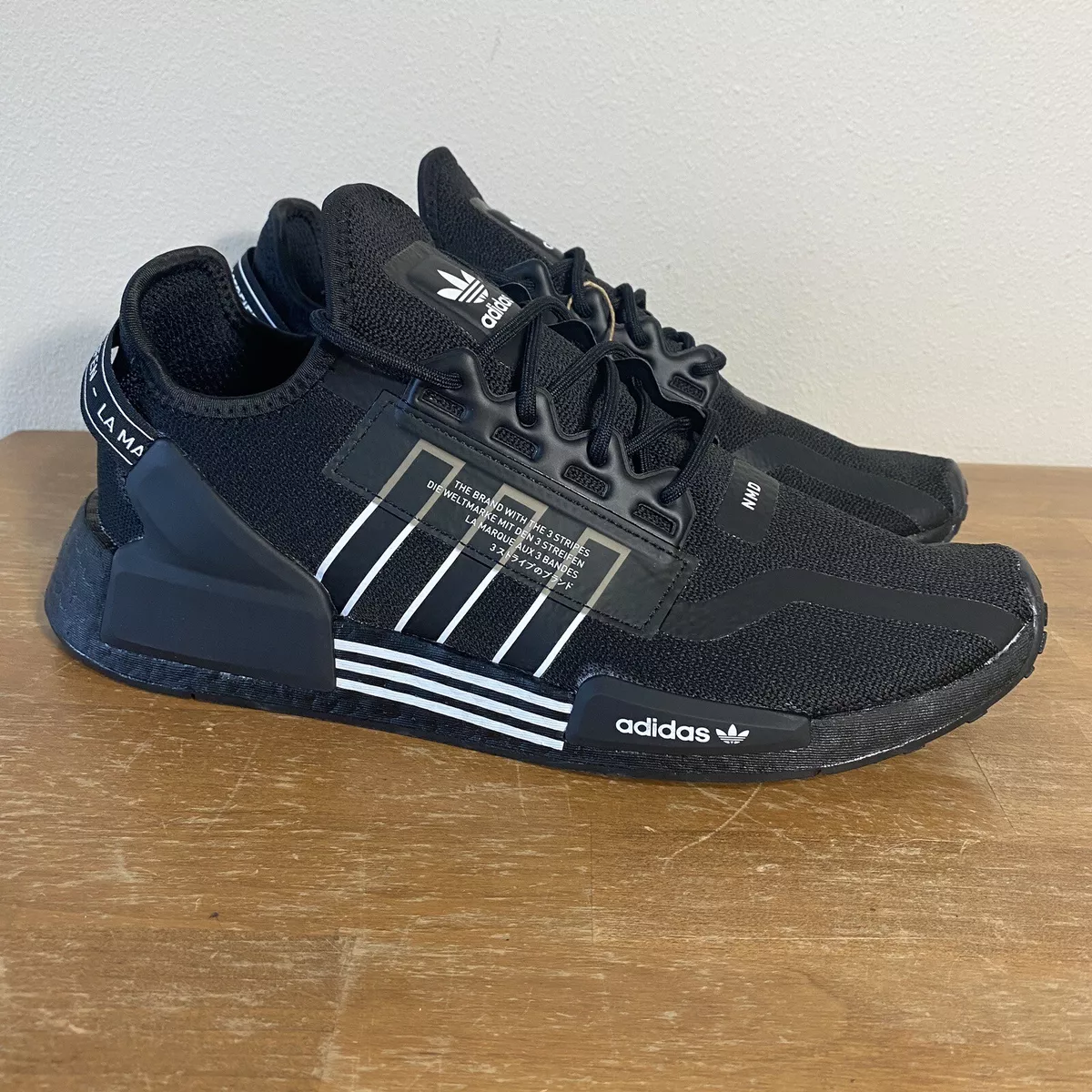 Size 11 adidas NMD R1 V2 Black White 2022 GZ1998