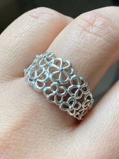 925 sterling silver flowers Ring size 9