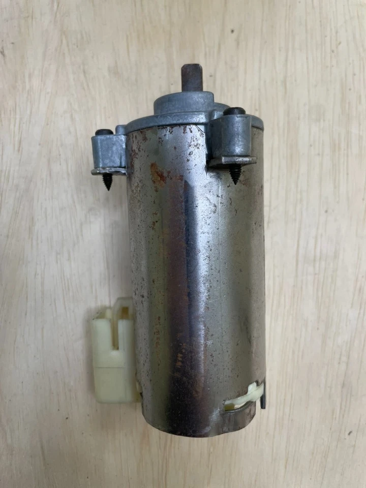 Actuador de motor ajustador de asiento genuino GM OEM 82-85 Deville Cutlass Fleet 22039347 Foto 2 de 4