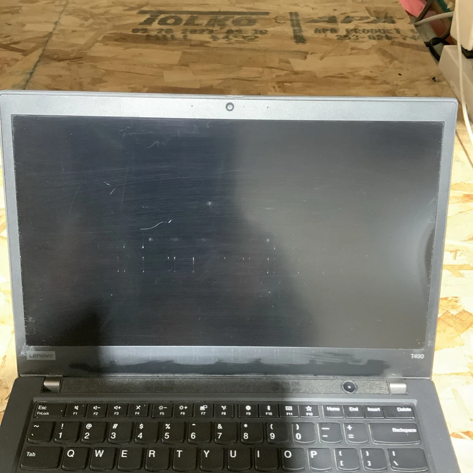 Portátil Lenovo ThinkPad T490s i7-8565U 1,80 GHz 8 GB 256 GB SSD FHD Win 11 Pro C045 Foto 3 de 4