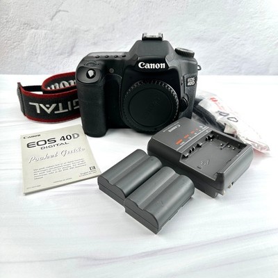 Canon EOS 40D 10.1MP Digital SLR Camera + Accessories Shutter