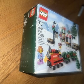LEGO Seasonal: Christmas Train Ride (40262)