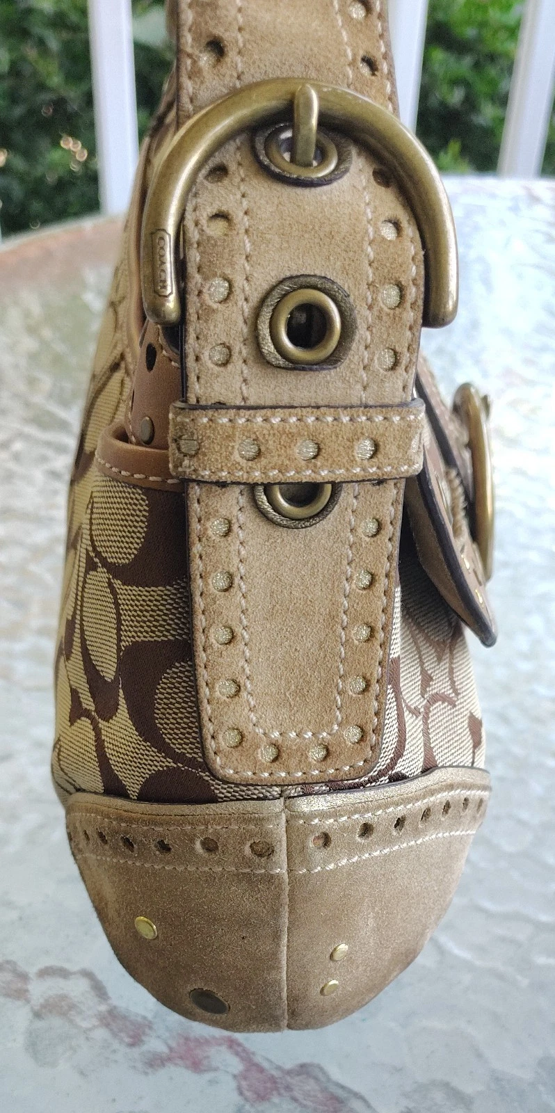 Borsa a tracolla Coach MEDIUM 9451 vintage Y2K Soho beige firma C tela rivetto